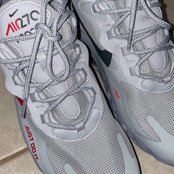 Air max 270 react “just do it” in wolf grey - Picture 10 of 11